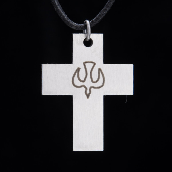 Matt geschliffenes Edelstahlkreuz mit Taube